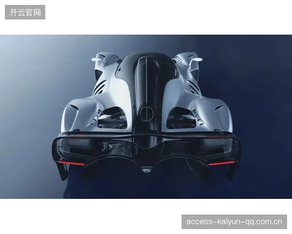 F1车手过弯线与牵引力训练：极速驾驶的秘密武器